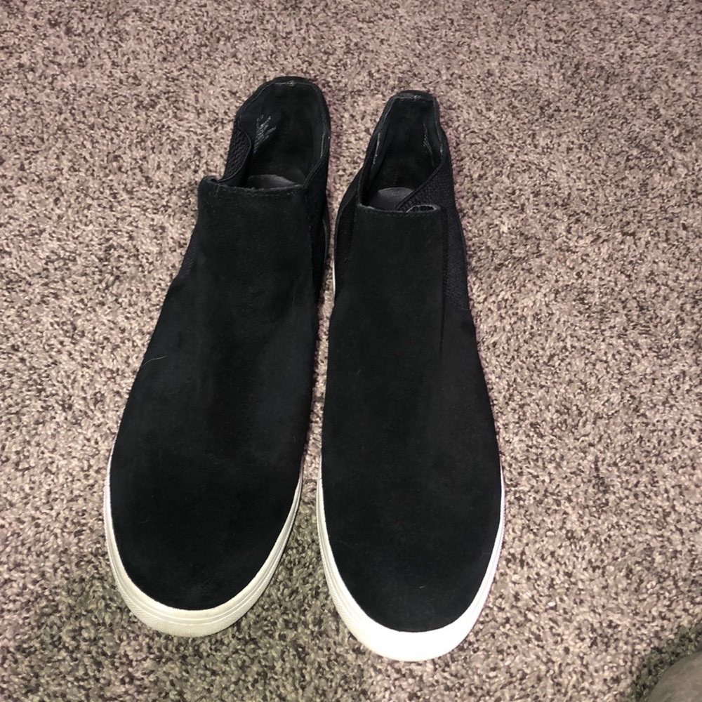 Steve Madden Black Shoes - size 10M
